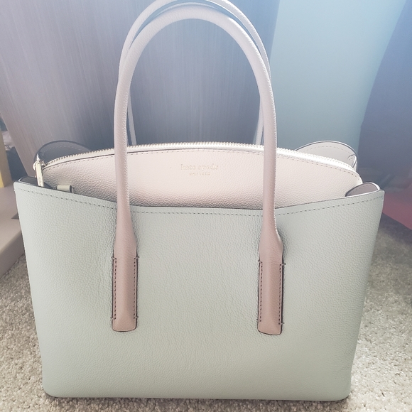 kate spade Handbags - EUC Kate spade large margaux